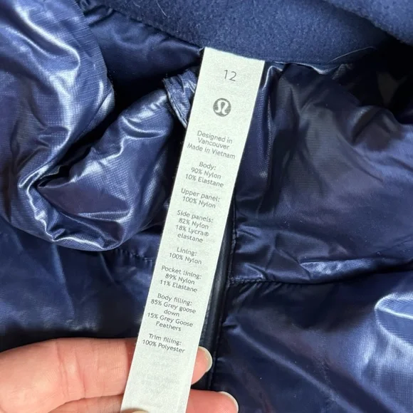 Lululemon Down for It All Vest Shine Night Sea size 12 - Picture 8 of 12
